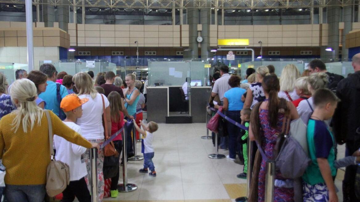 Tourists skip bag checks at Sharm el-Sheikh airport for 20 pounds