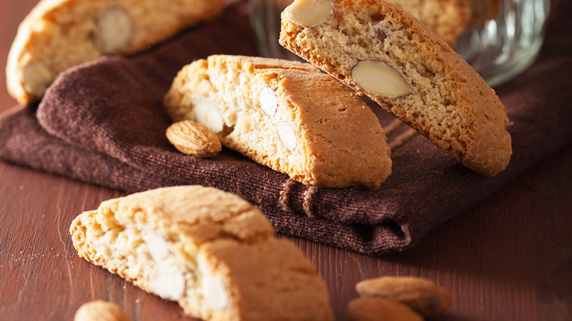 Ιταλικά καντουτσίνι κανέλα – αμύγδαλο