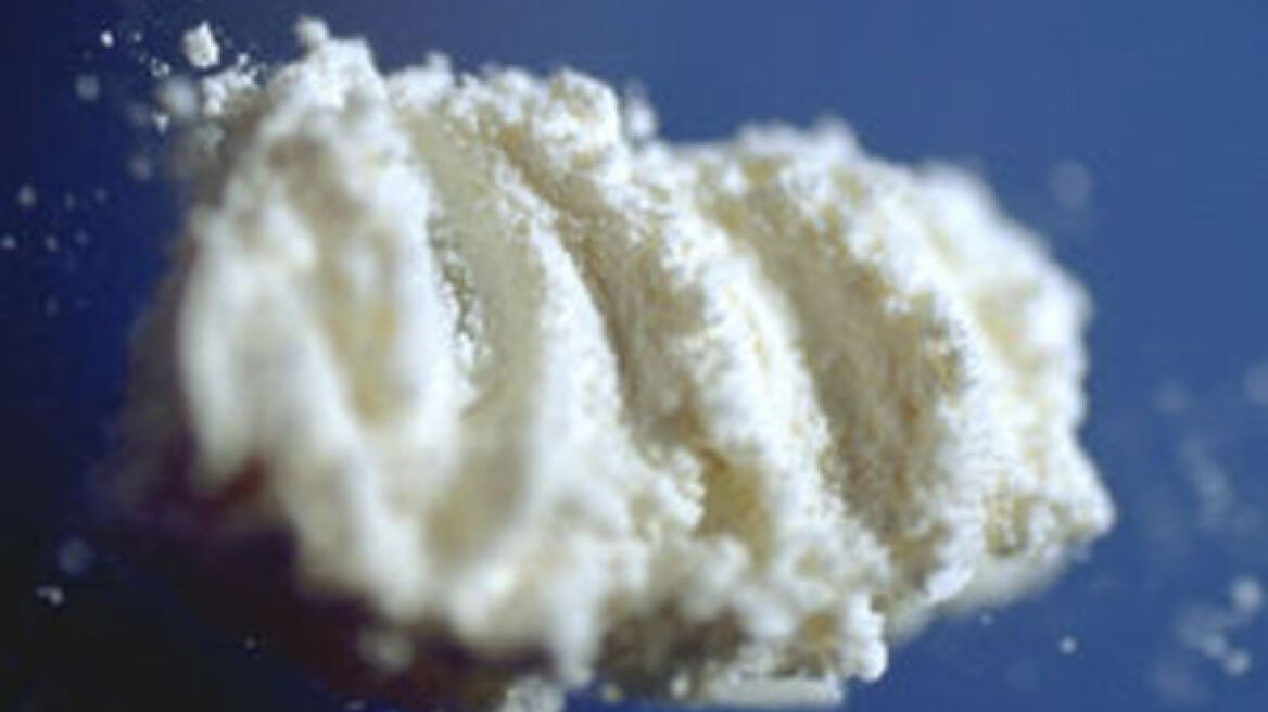 Βγήκε από λεωφορείο και παρέδωσε ηρωίνη