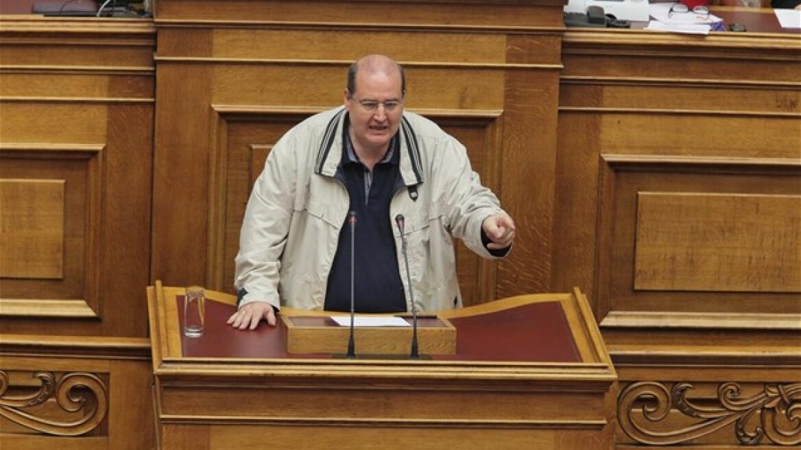 Βουλή: Την αποπομπή Φίλη από την κυβέρνηση ζητά η ΝΔ