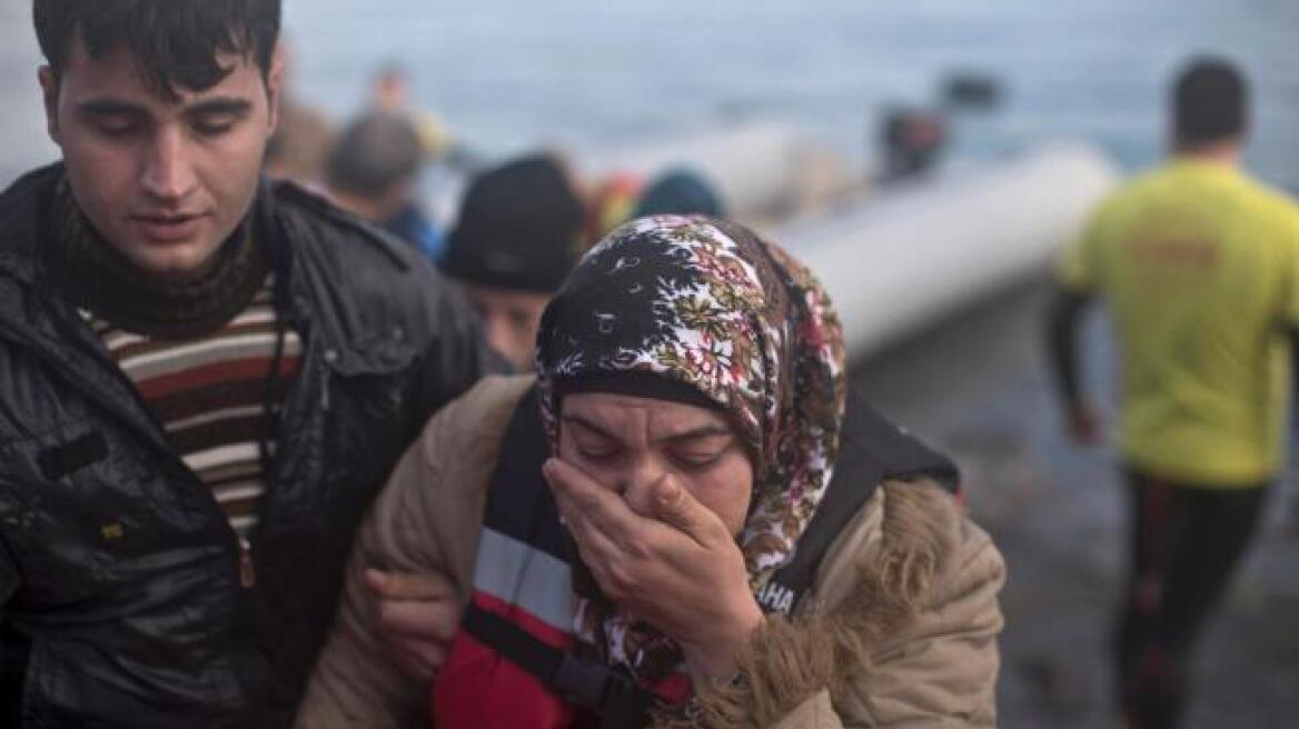 Φινλανδία: Ετοιμάζουν σκηνές και κοντέινερ για τους πρόσφυγες 