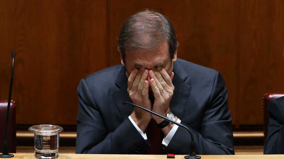 Πορτογαλία: Κυβέρνηση Αριστεράς μετά την ανατροπή του δεξιού Κοέλιο 