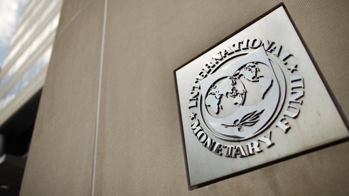 IMF warns of a global weak growth