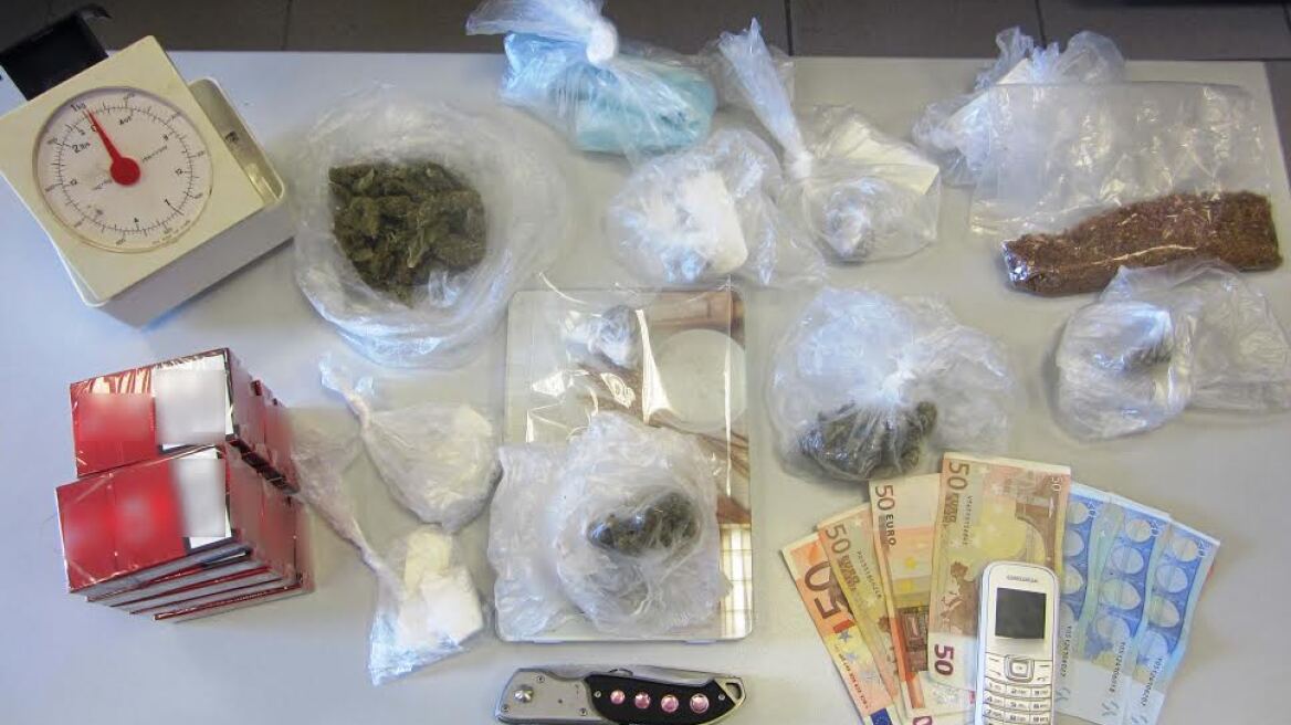 Πατέρας και γιος διακινούσαν ναρκωτικά στη Λάρισα