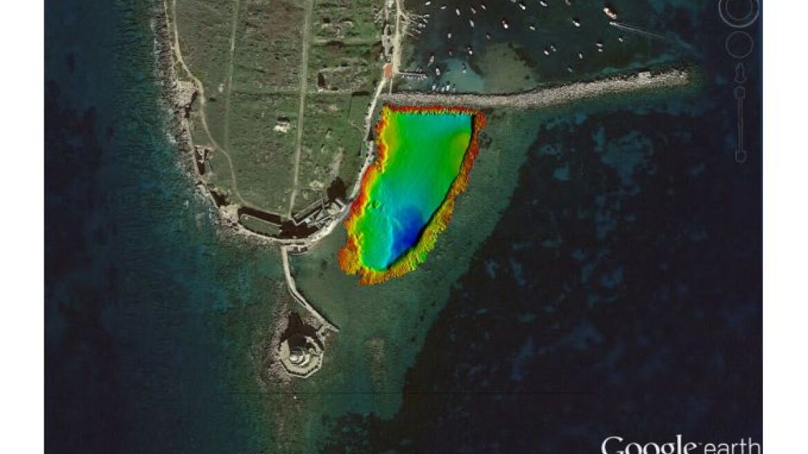 Geo-archeological project finds treasure-trove of antiquities at Methoni