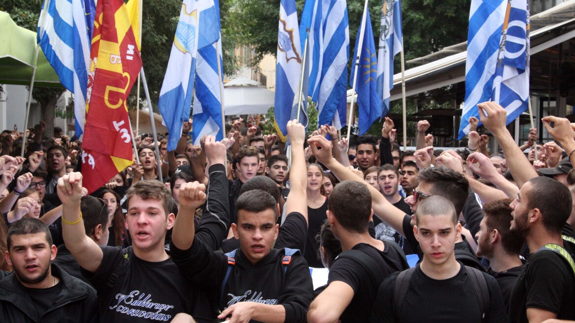 Κύπρος: Επιθέσεις εθνικιστών σε οχήματα Τουρκοκυπρίων