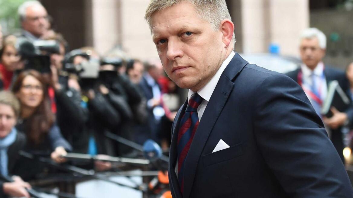 Πρωθυπουργός Σλοβακίας: «Παρακολουθούμε κάθε μουσουλμάνο μετά τις επιθέσεις στο Παρίσι»