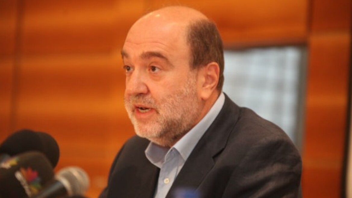 Αλεξιάδης: Συζητάμε τώρα να μην επιβληθεί ο ειδικός φόρος στο κρασί