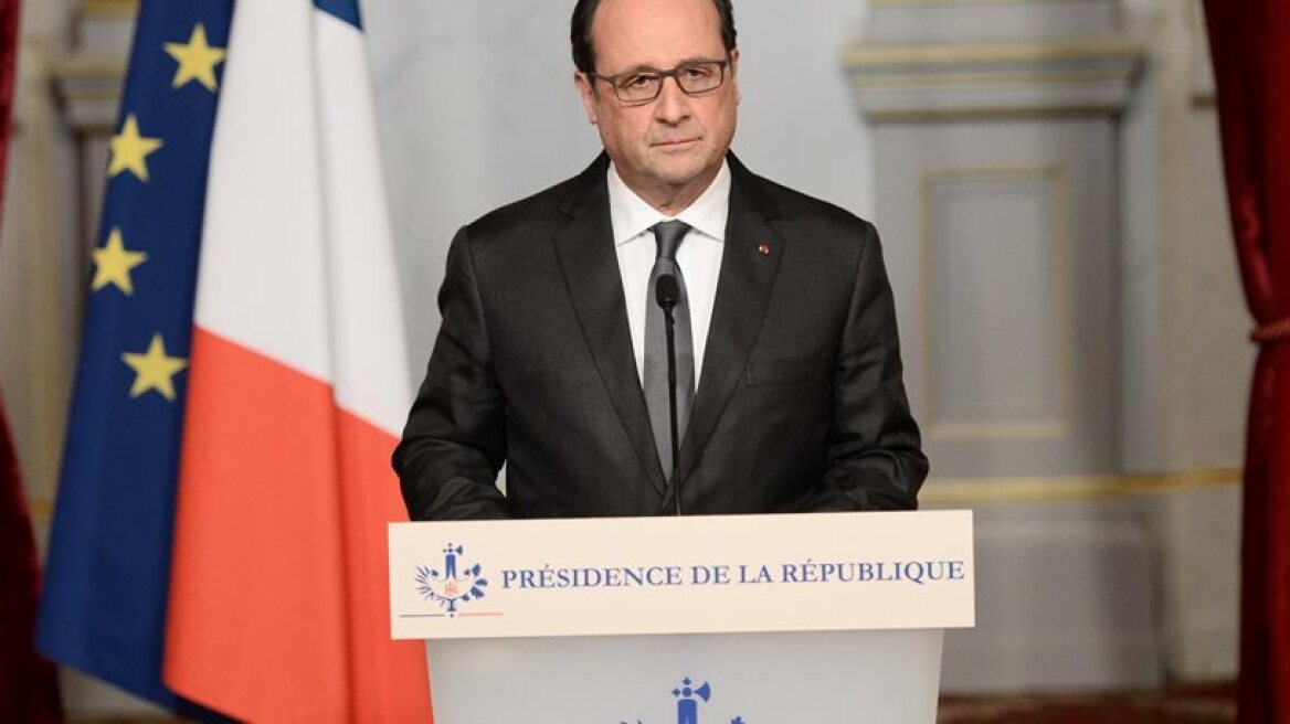 Hollande for Saint Denis operation: We neutralized the terrorists