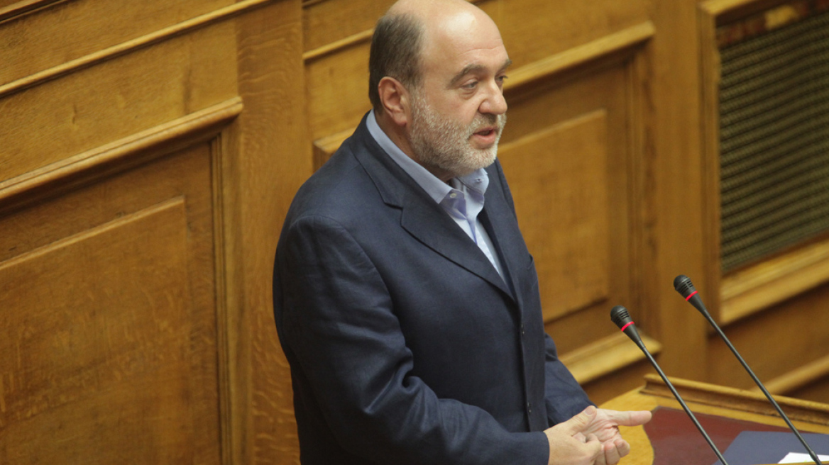 Αλεξιάδης: Αυξημένα κατά 714 εκατ. ευρώ τα δημόσια έσοδα του Οκτωβρίου