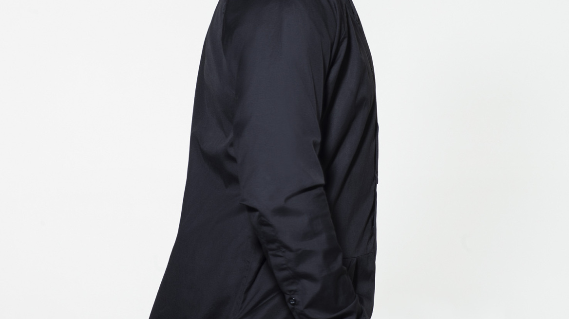 Ο Ηλίας Βρεττός «πετάει ψηλά» με το νέο του δίσκο