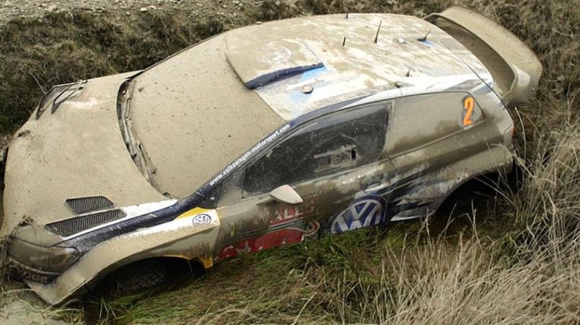 Το VW Polo R που... πνίγηκε στη λάσπη (φωτογραφίες)
