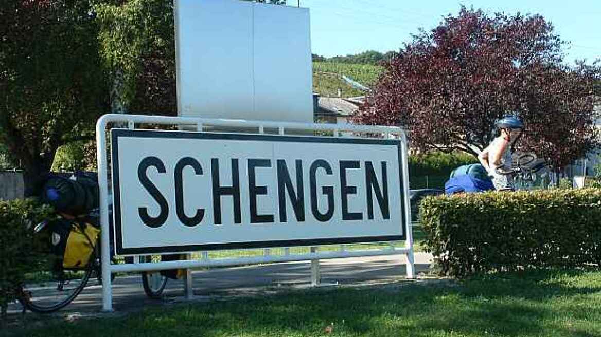 The end of Schengen as we know it: Greece could get kicked out