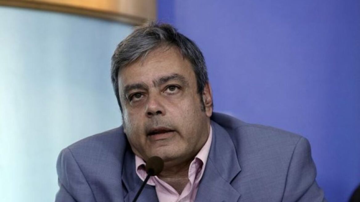 Ορκίστηκε βουλευτής στη θέση του Σακελλαρίδη ο Βερναρδάκης