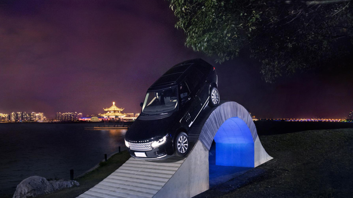 Video: Θα περάσει το Range Rover απο τη χάρτινη γέφυρα;