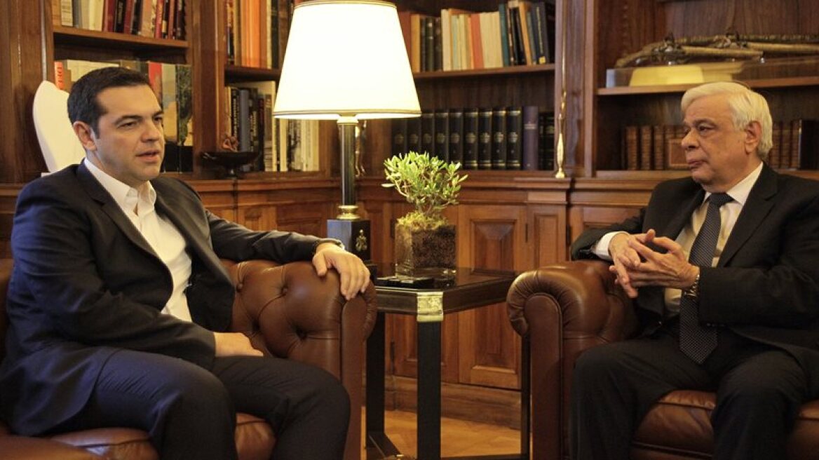 Tsipras says he is pleased with the foreclosure deal