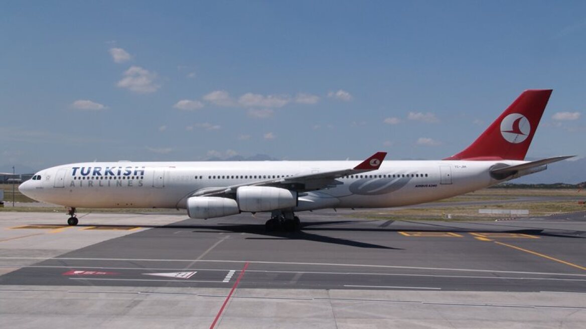 Turkish Airlines flight lands after a bomb threat