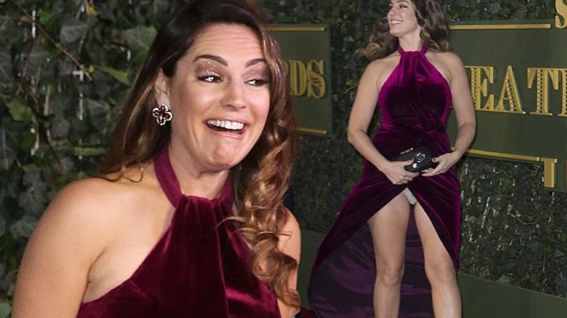 Kelly Brook flashes her underwear