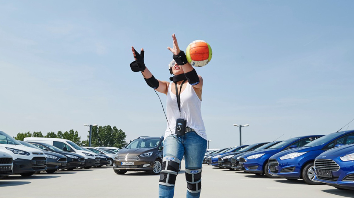 Video: Η στολή που σε κάνει… ναρκομανή