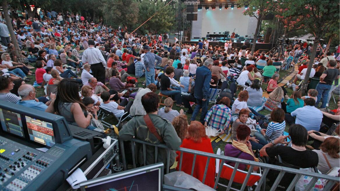 Πρόστιμο 3.000 ευρώ «έριξε» η Δούρου στο Μέγαρο Μουσικής