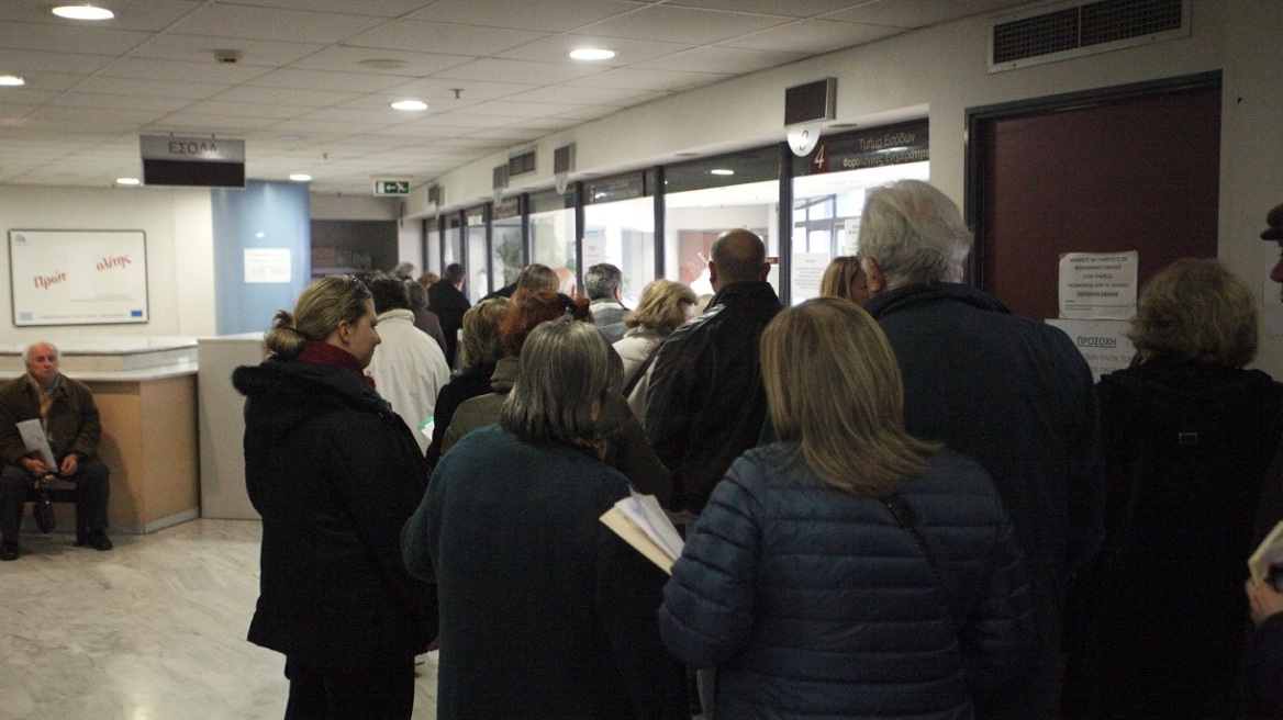 'Ενας φόρος κάθε μήνα έως το Δεκέμβριο του 2016