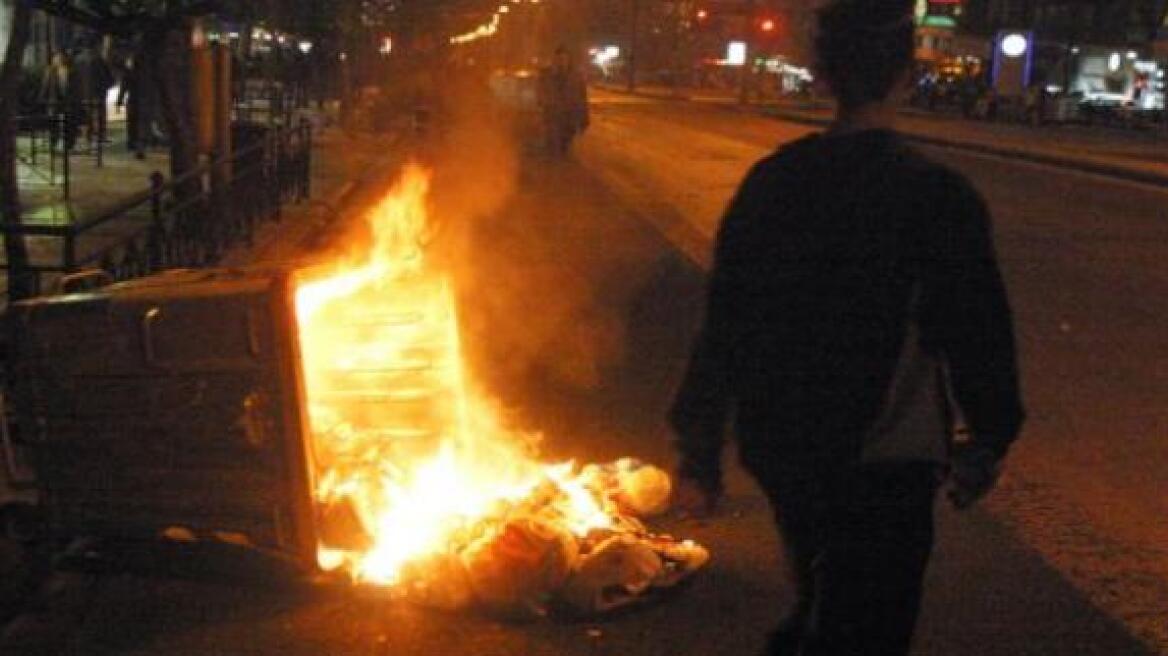 «Νέρωνες» των κάδων συνελήφθησαν στο Αγρίνιο