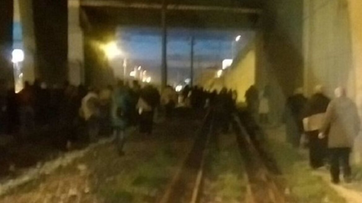 Bomb blast at Istanbul metro station