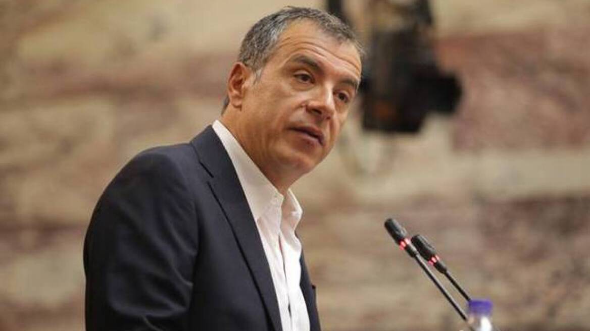 Το Ποτάμι: Η κυβέρνηση παίζει με την παραμονή της χώρας στη Σένγκεν