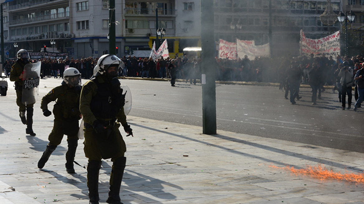 Μικρής έκτασης επεισόδια στο τέλος της πορείας της ΓΣΕΕ-ΑΔΕΔΥ