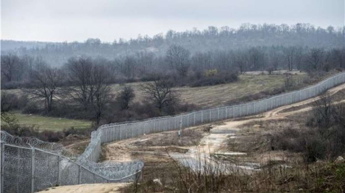 Moroccan refugee electrocuted at Greece-FYROM buffer zone