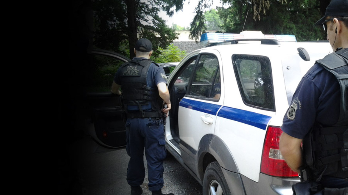 Η ΕΛΑΣ συνέλαβε 21 άτομα για συμμετοχή σε κύκλωμα μπράβων - Ανάμεσά τους και τρεις αστυνομικοί