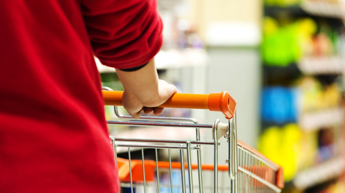 Retail trade down in the eurozone, but stable in the EU28