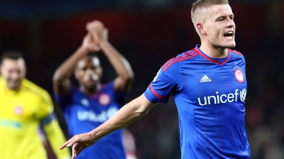 Φινμπόγκασον: Και την Τετάρτη γκολ με την Άρσεναλ