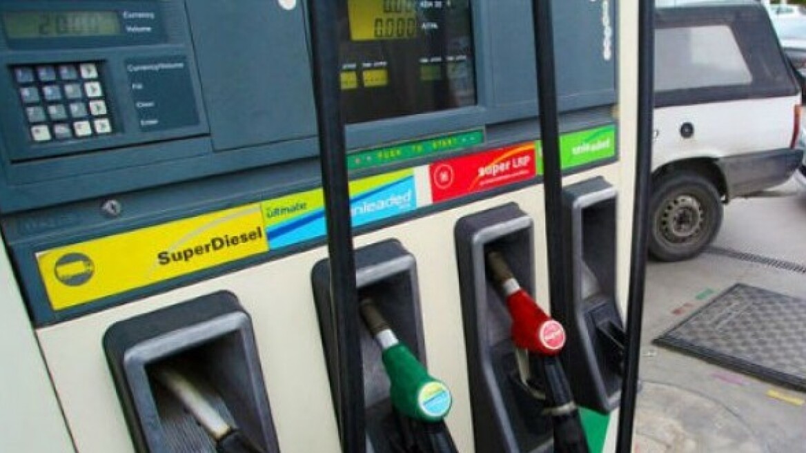 Πτολεμαΐδα: «Θεριακλήδες» διέρρηξαν δυο βενζινάδικα