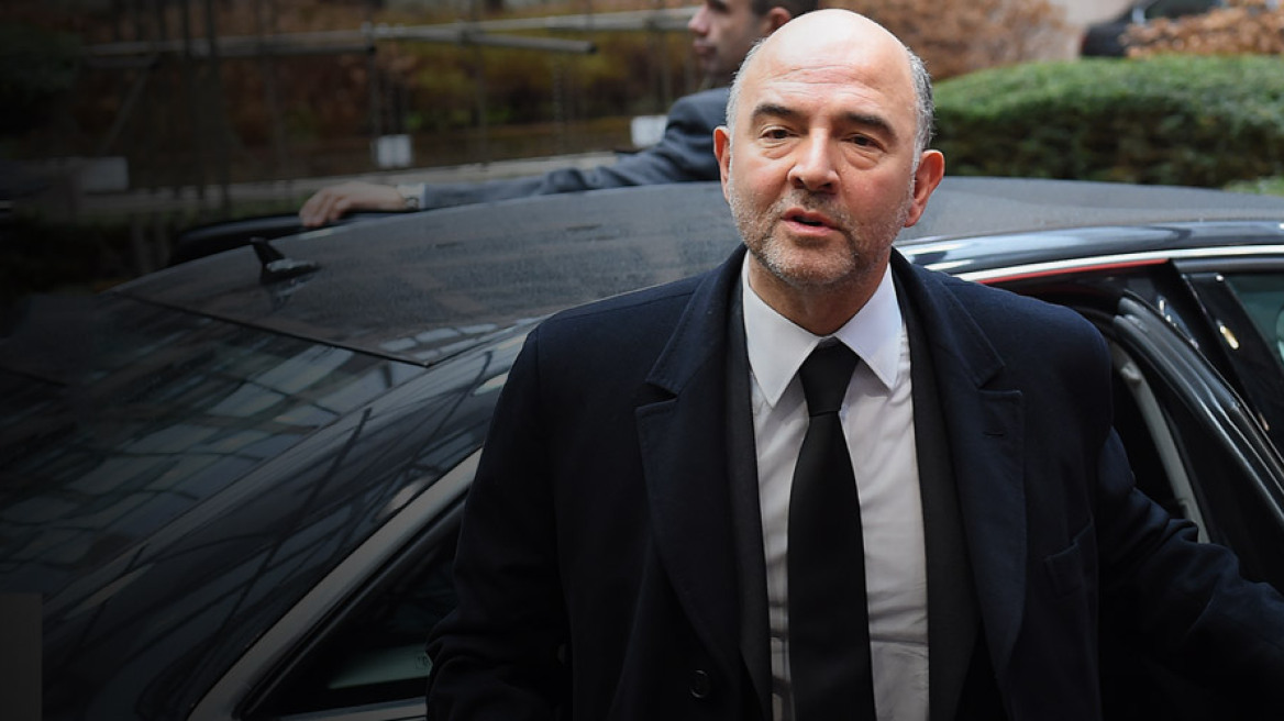 Moscovici discusses pension and labour market reforms with Katrougalos