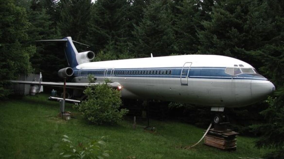 Olympic airlines plane turned into a home (pics+vid)