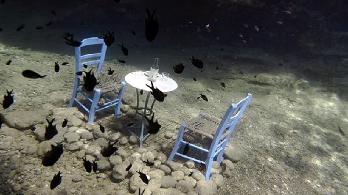 Paleochora's art display under the deep blue sea (vid)