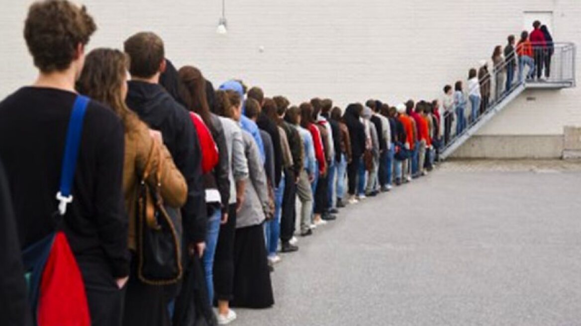 Small decline in unemployment rate for September, says ELSTAT