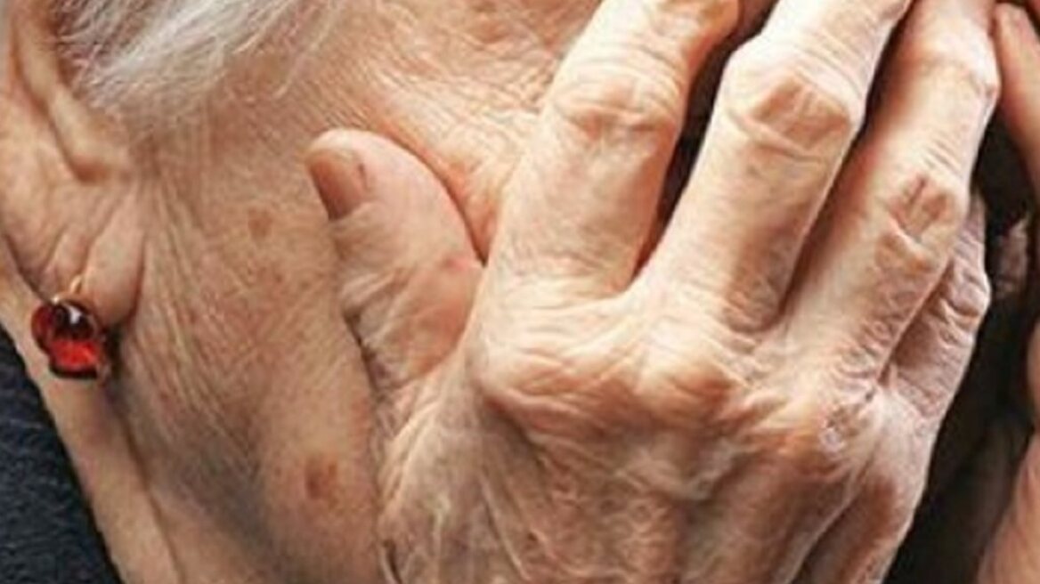 Ξάνθη: Της συστήθηκε ως τραπεζικός υπάλληλος και έκλεψε όλα της τα χρήματα