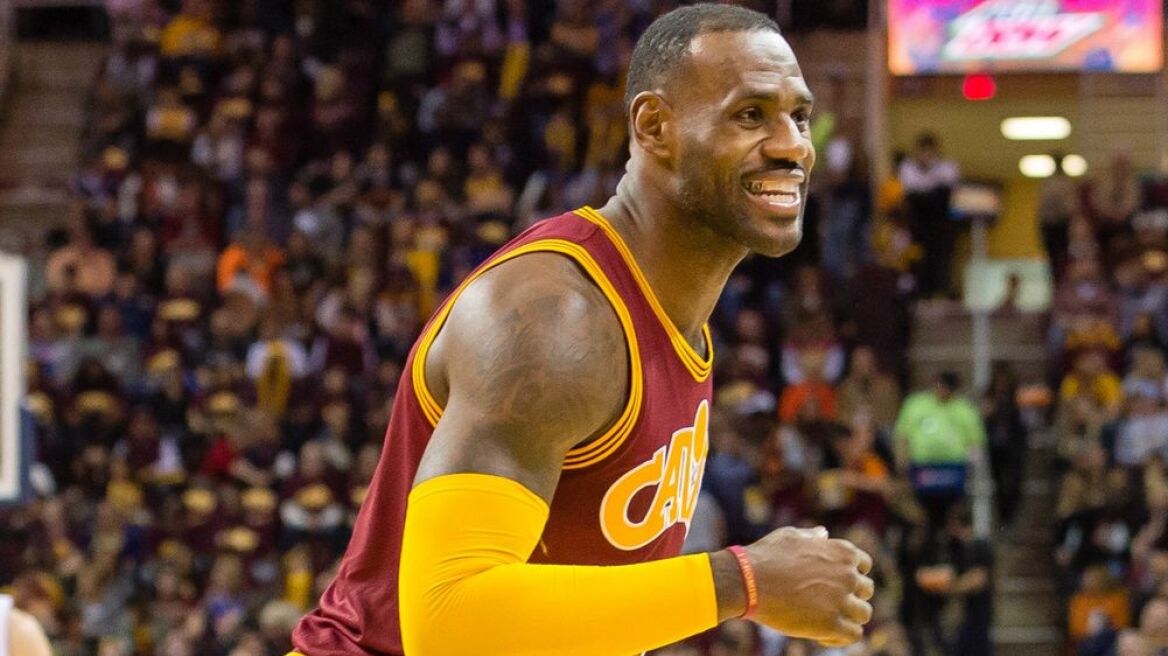 Βίντεο: Σκοράρει με όλους τους τρόπους ο ΛεΜπρον