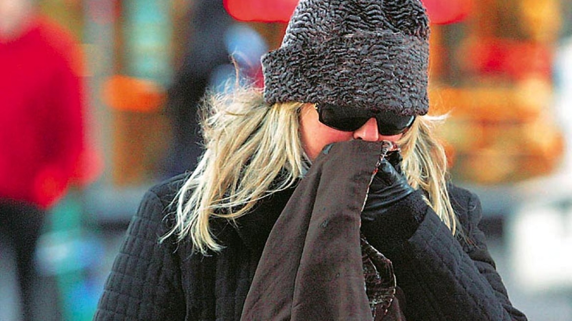 Με αραιές νεφώσεις και τσουχτερό κρύο ο καιρός σήμερα