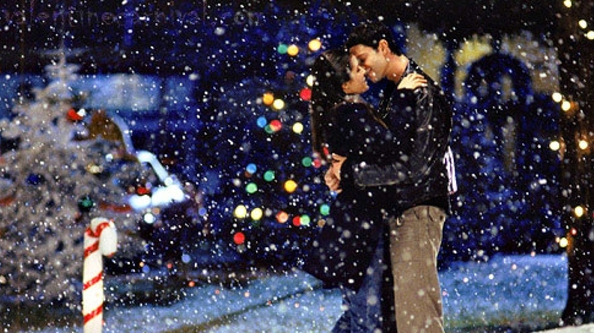 12 of the most romantic Christmas customs from around the world 