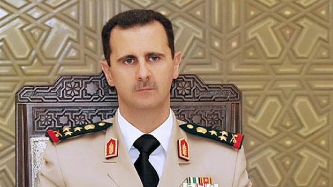 Βίντεο: Σπάνια επίσκεψη Άσαντ σε εκκλησία στη Δαμασκό