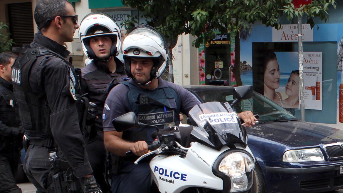 Χανιά: Άρπαξε πανάκριβο κινητό από τα χέρια νεαρής