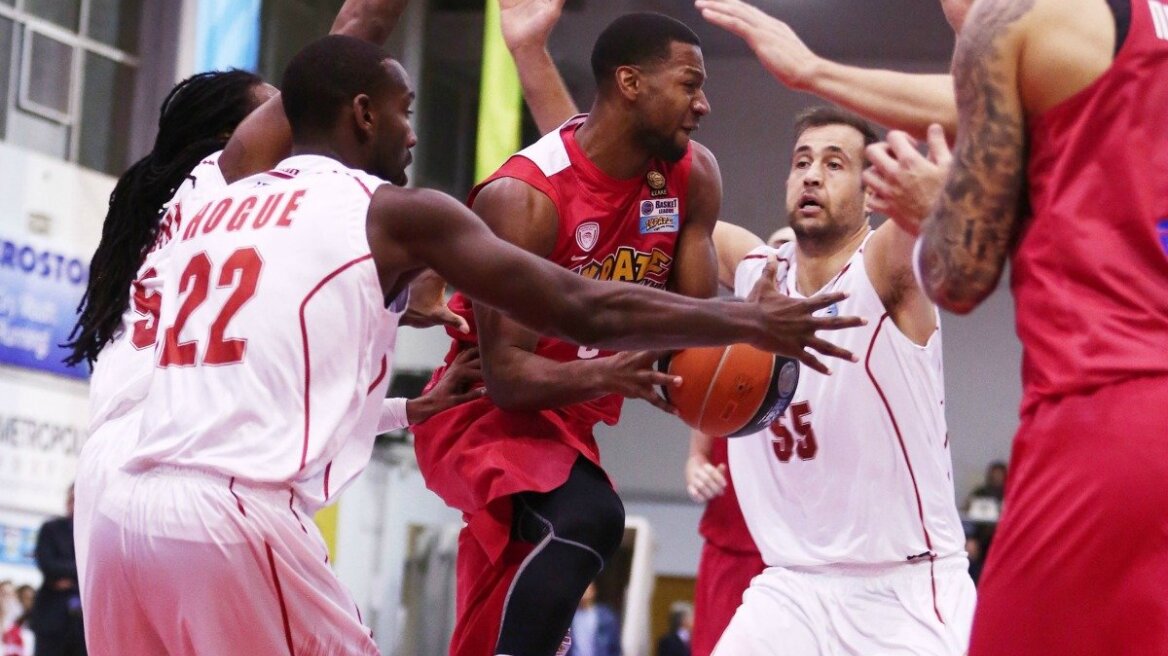 «Πύρρειος νίκη» για τον Ολυμπιακό (75-73) απέναντι στην Κηφισιά