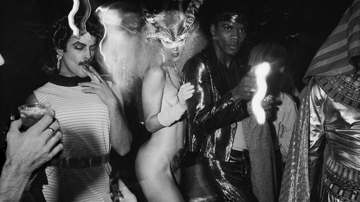 Back in the day - Christmas at Studio 54 (raunchy pics)