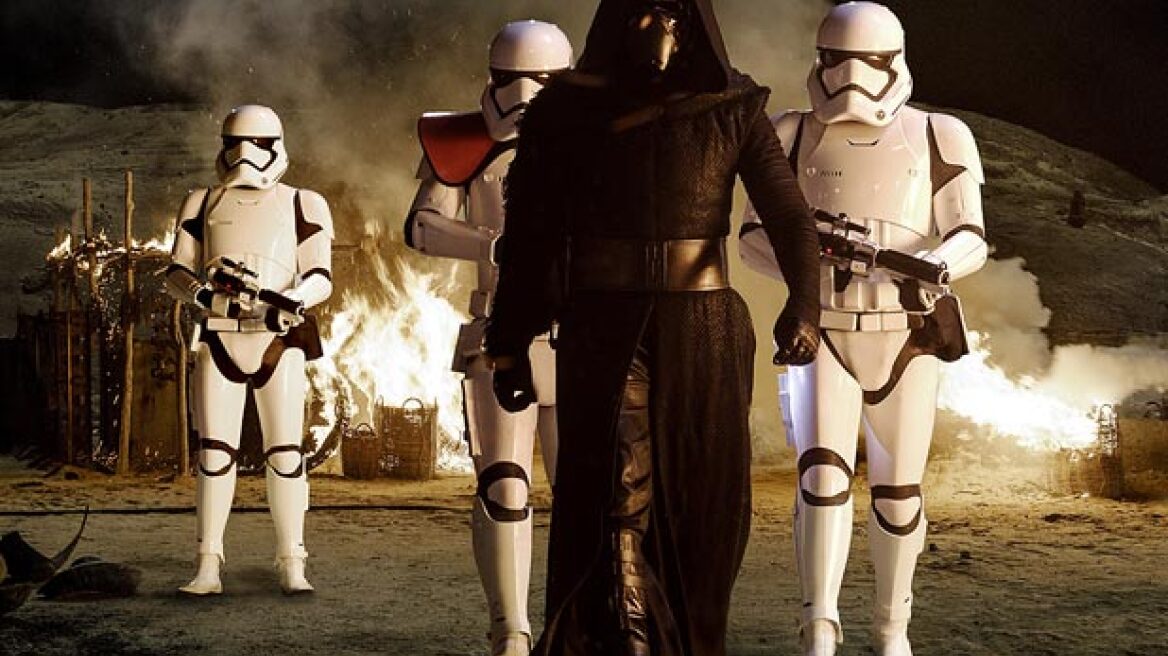 Έσπασε τα ταμεία το Star Wars: Πάνω από 500 εκατ. δολάρια τα εισιτήρια το πρώτο Σαββατοκύριακο