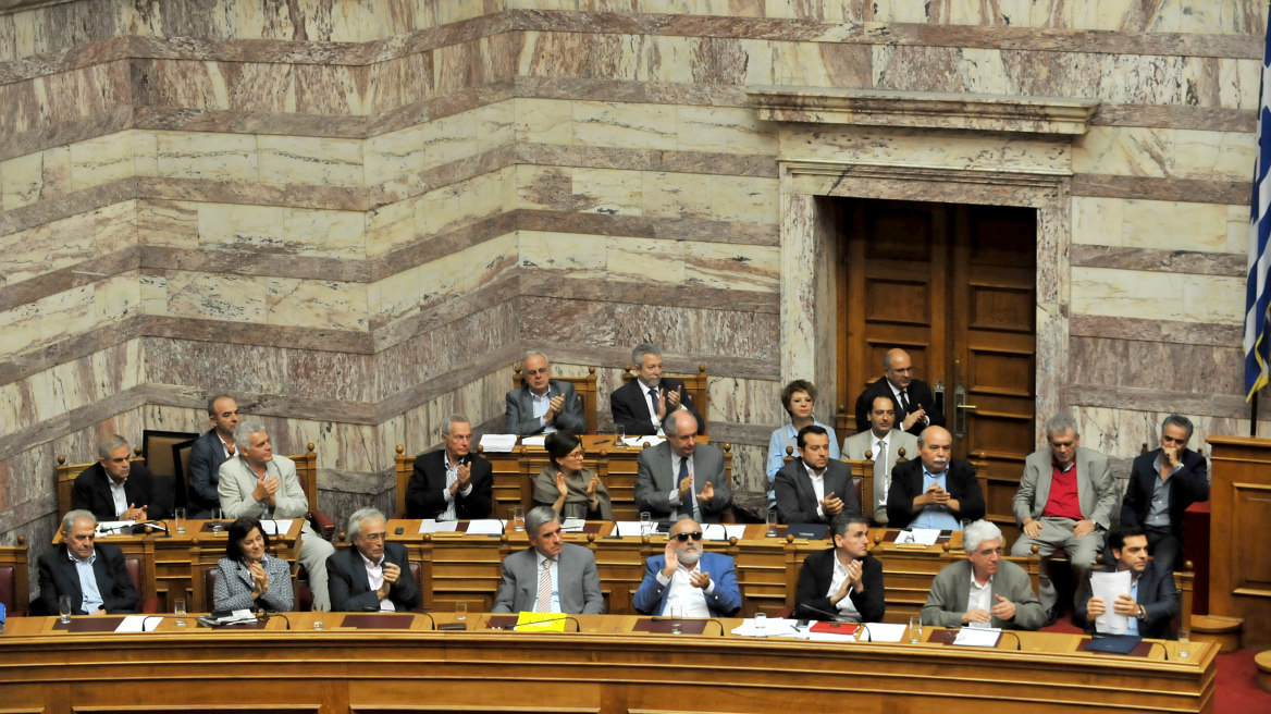 Αμηχανία στην κυβέρνηση από την δυναμική της συμμετοχής στις εκλογές της ΝΔ