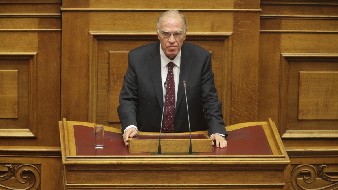 Λεβέντης για σύμφωνο συμβίωσης: Κάποιοι στην Εκκλησία ζουν στο μεσαίωνα