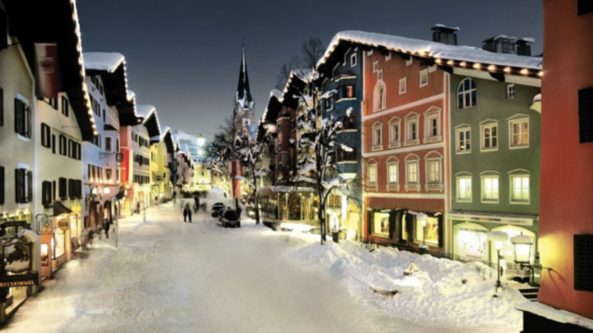 Μαγευτικά Χριστούγεννα σε ένα μεσαιωνικό χωριό της Αυστρίας